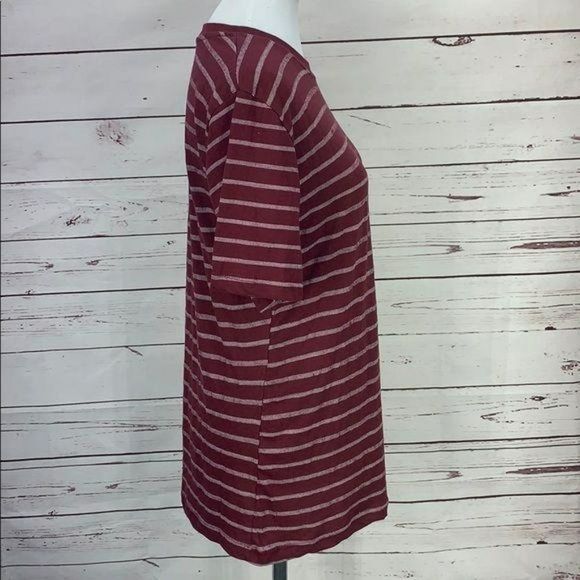 OT Revolution Men's Burgundy White Striped Short Sleeve Shirt Size Medium - Picture 2 of 7